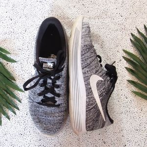 NIKE LUNAREPIC FLYKNIT "Oreo" Sneakers